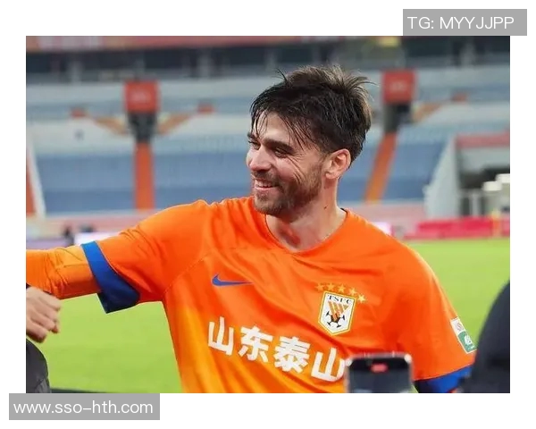 鲁能足球宝贝韩的魅力与坚持展现青春活力与梦想追逐的精彩旅程